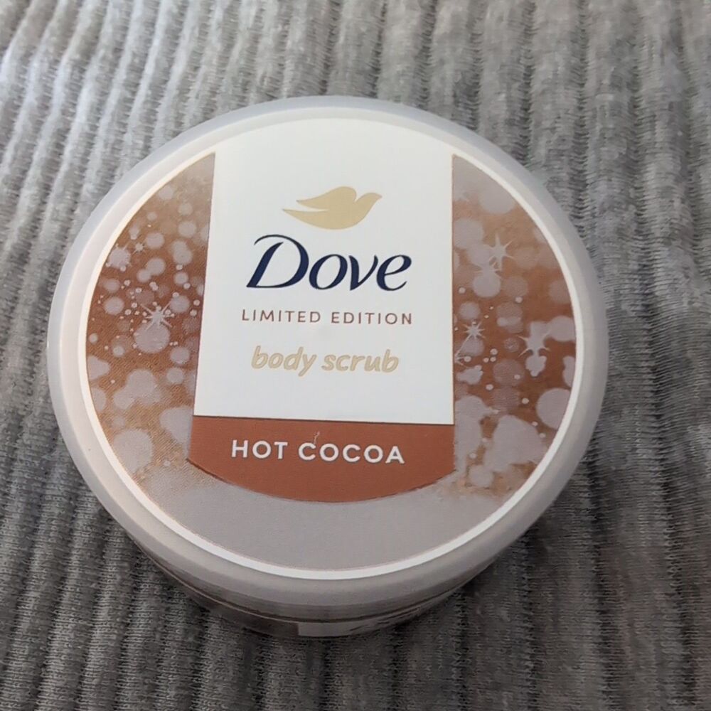 DOVE Limited Edition Hot Cocoa Body Scrub Vegan & Cruelty Free